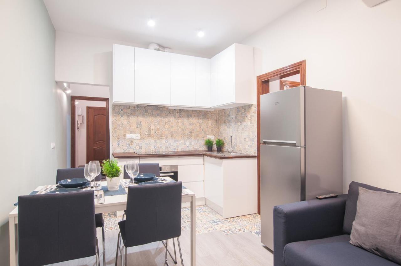Db Nice Apartment Sagrada Familia Barcelona Kültér fotó